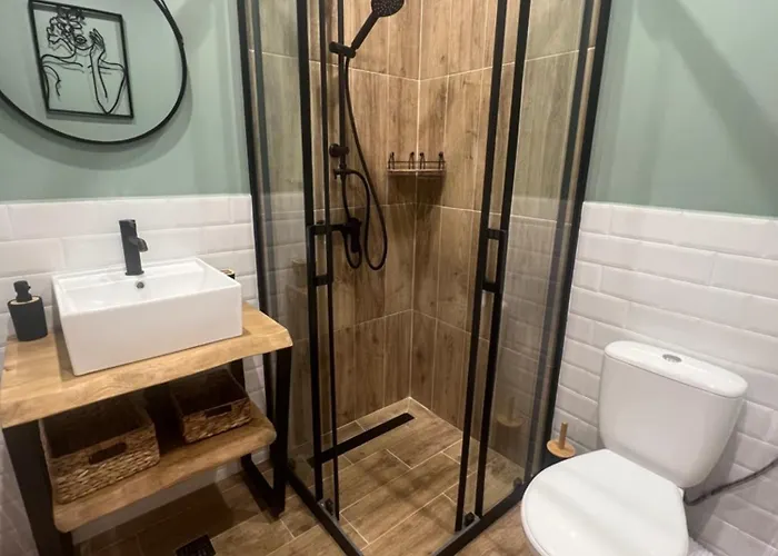 Bella Breeze - Free Parking By Rv